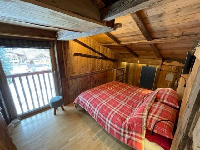 Calore Di Una Casa Di Montagna 坎皮泰洛迪法萨 外观 照片
